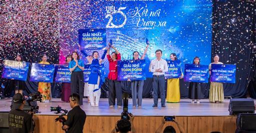 "Nghệ sĩ UEL" tài năng và tỏa sáng tại Hội diễn văn nghệ UEL25 "Kết nối - Vươn xa"